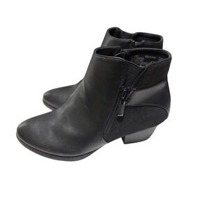 Avenue Wide Width Black Faux Leather Suede Mixed Media Ankle Boots Size 7W NWOT